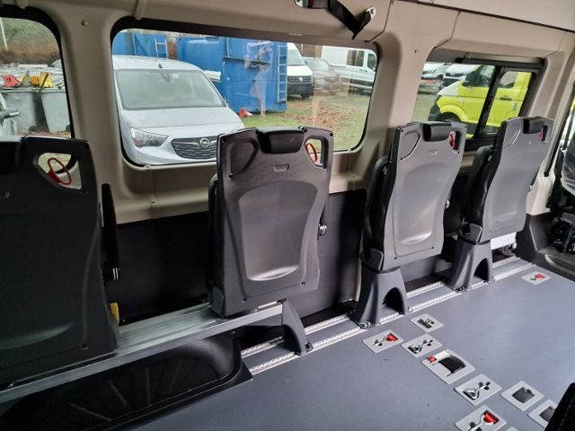Fahrzeugabbildung Fiat Ducato Rollstuhltranporter Lift 4 Rollstühle