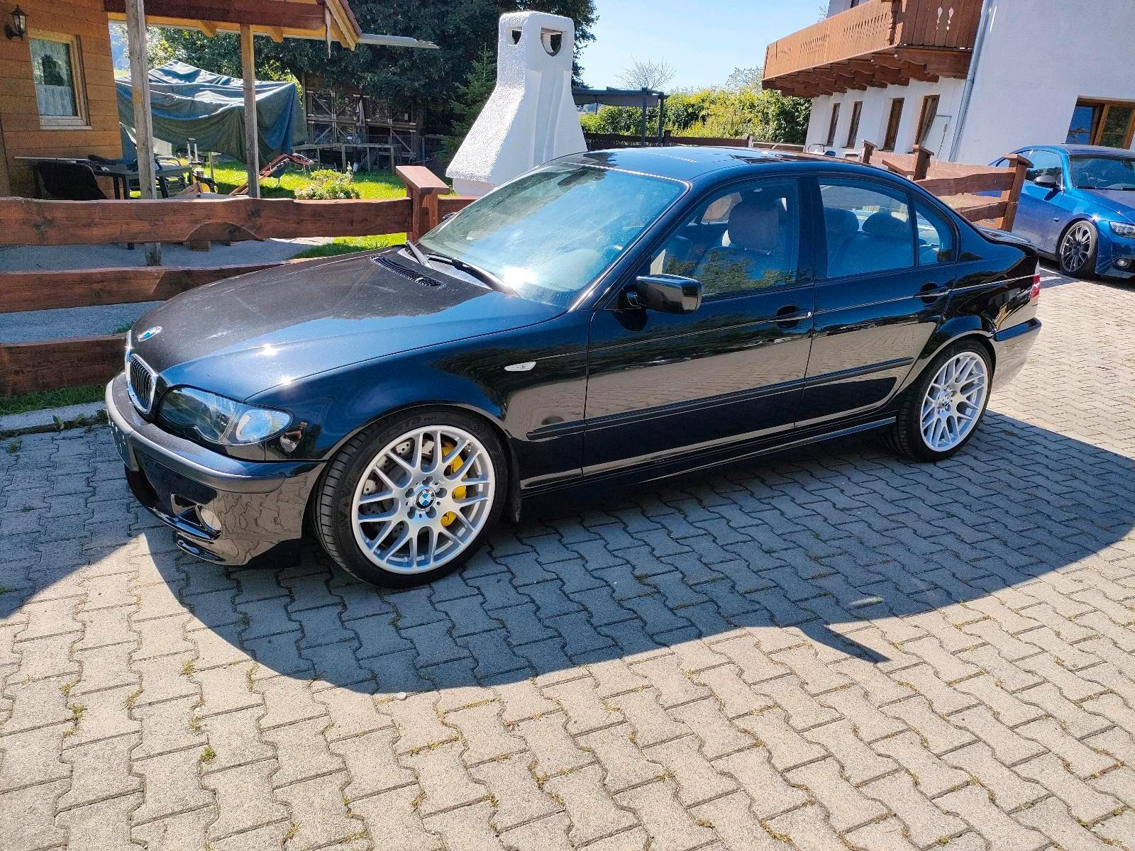 BMW 330