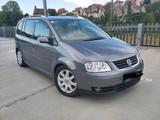 Volkswagen VW Touran 1.6 FSI Benzin AHK Tempo 7-Sitzer - gebrauchte VW Touran aus dem Jahr 2004