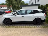 BMW iX xDrive40 -Unfallfrei, BMW-Service bis 07/27  - BMW iX von privat