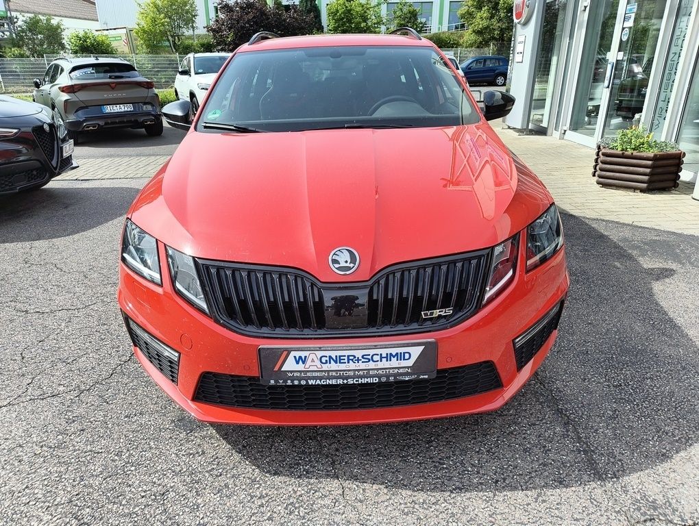 Fahrzeugabbildung SKODA Octavia RS 2.0 TSI (245 PS) DSG + Amundsen + SHZ