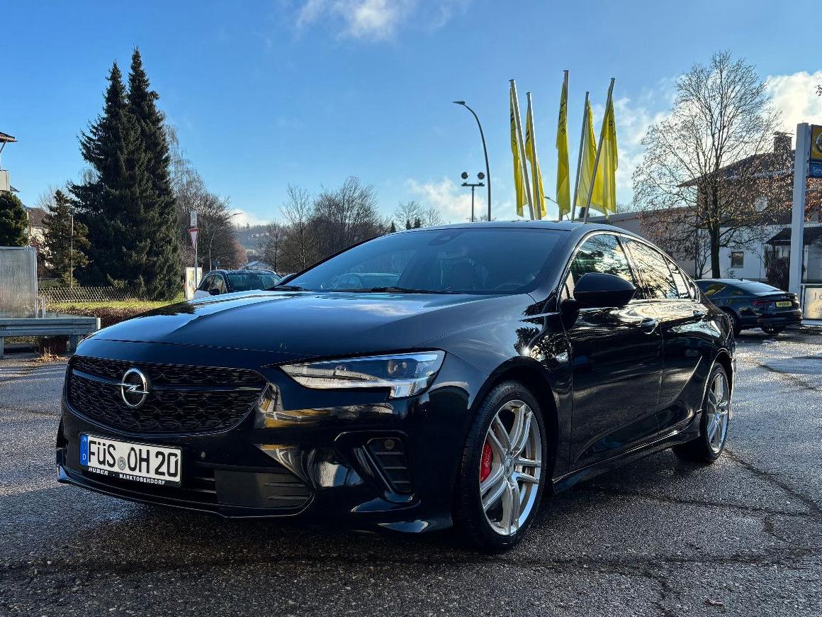 Opel Insignia Grand Sport GSi 4x4/Recaro AT 9 Gang