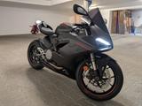 Ducati PANIGALE V2 (2024) - EXKLUSIV IN SCHWARZ - Offers