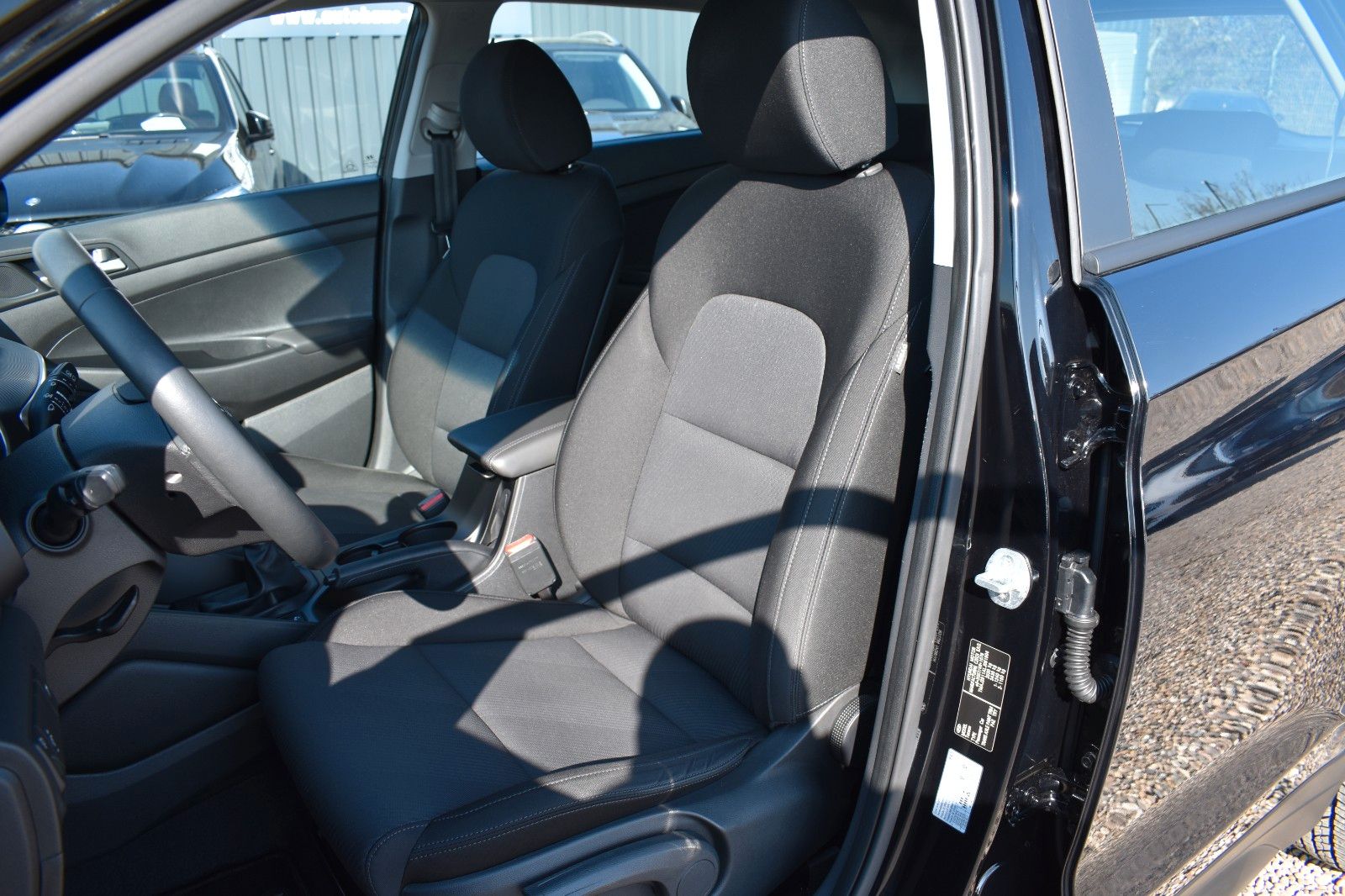 Fahrzeugabbildung Hyundai Tucson Pure 2WD