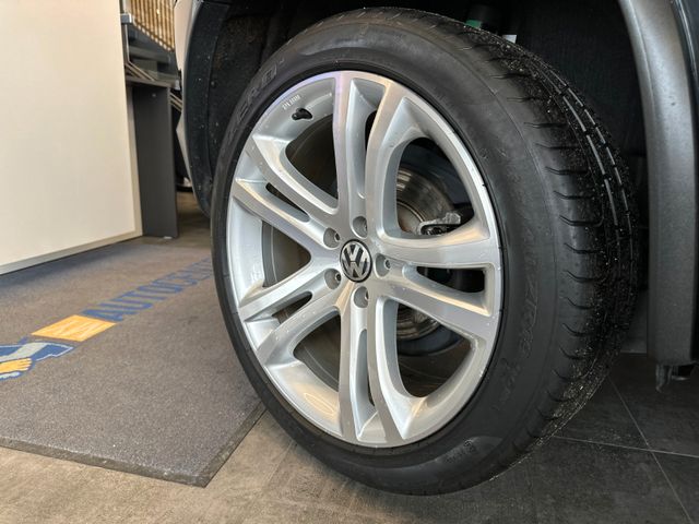 Volkswagen Tiguan Sport & Style 4Motion *2. Hand*Klima*PDC*