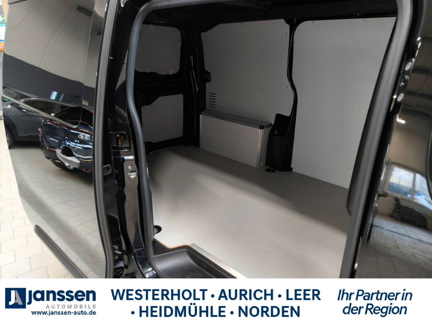 Fahrzeugabbildung Citroën Jumpy M BlueHDi 120 Club