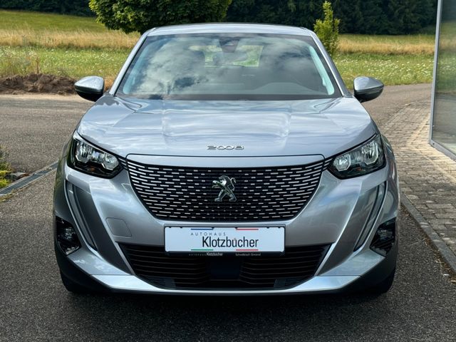 PEUGEOT 2008 e- Active