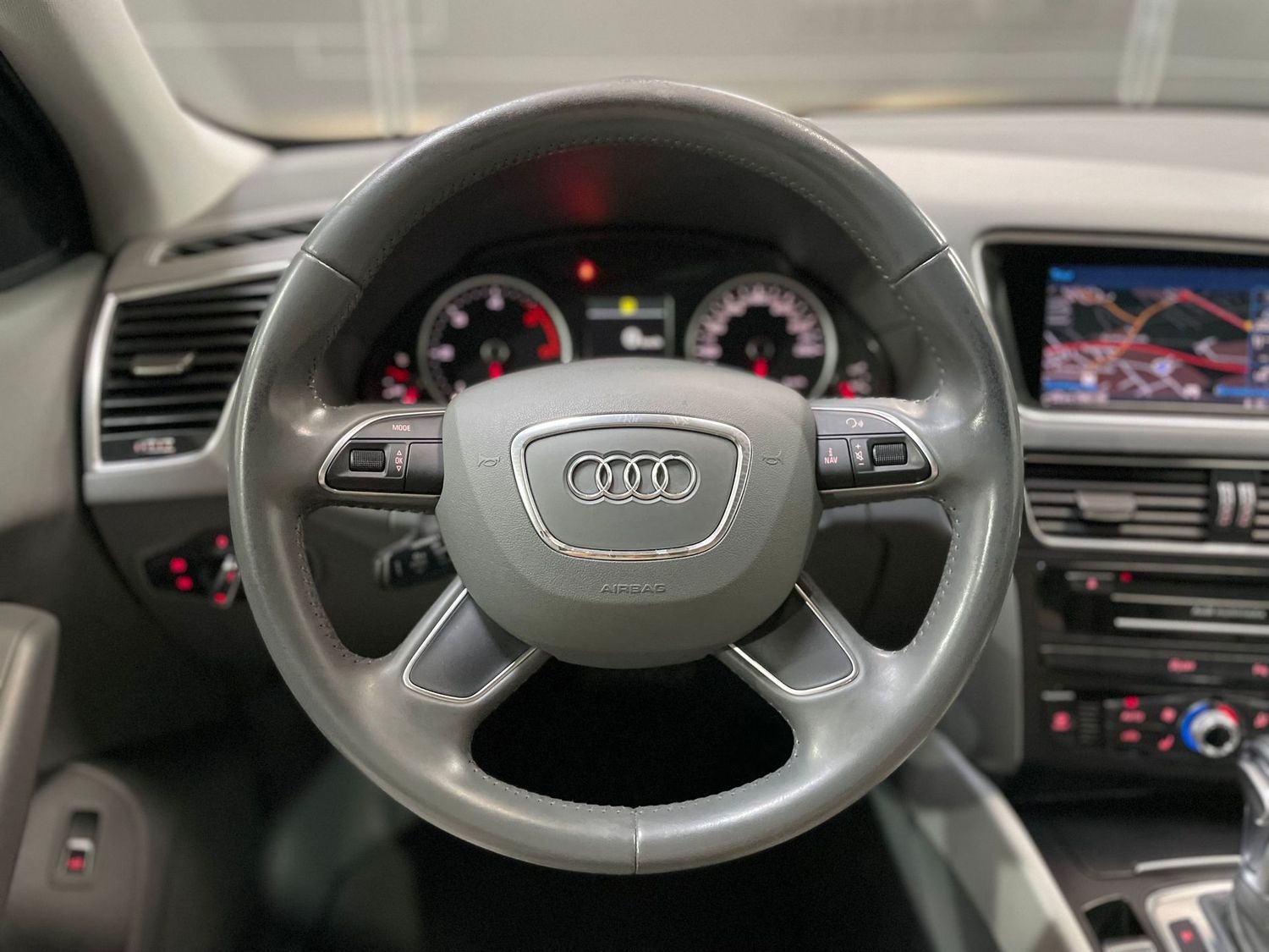 Fahrzeugabbildung Audi Q5 2.0 TDI quattro#Xenon#ACC#Spur#Keyless#Sound