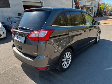 Ford Grand C-Max - 4