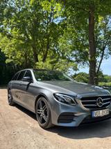 Mercedes-Benz E 220d T AMG Line Autom. AMG Line - gebrauchte Mercedes-Benz E 220 aus dem Jahr 2016