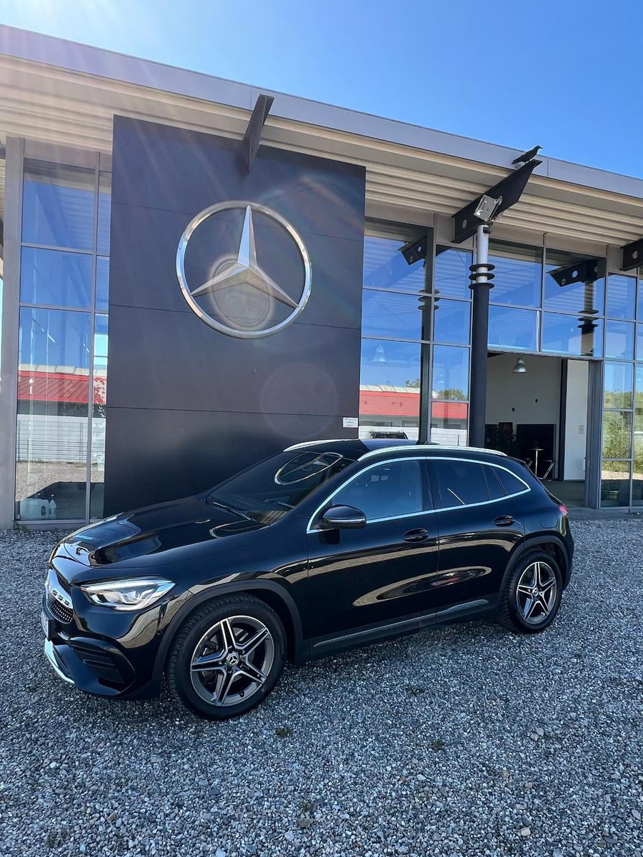 Mercedes-Benz GLA 250 4M *AMG*Pano*Sound*Totwinkel*LED*Kamera*