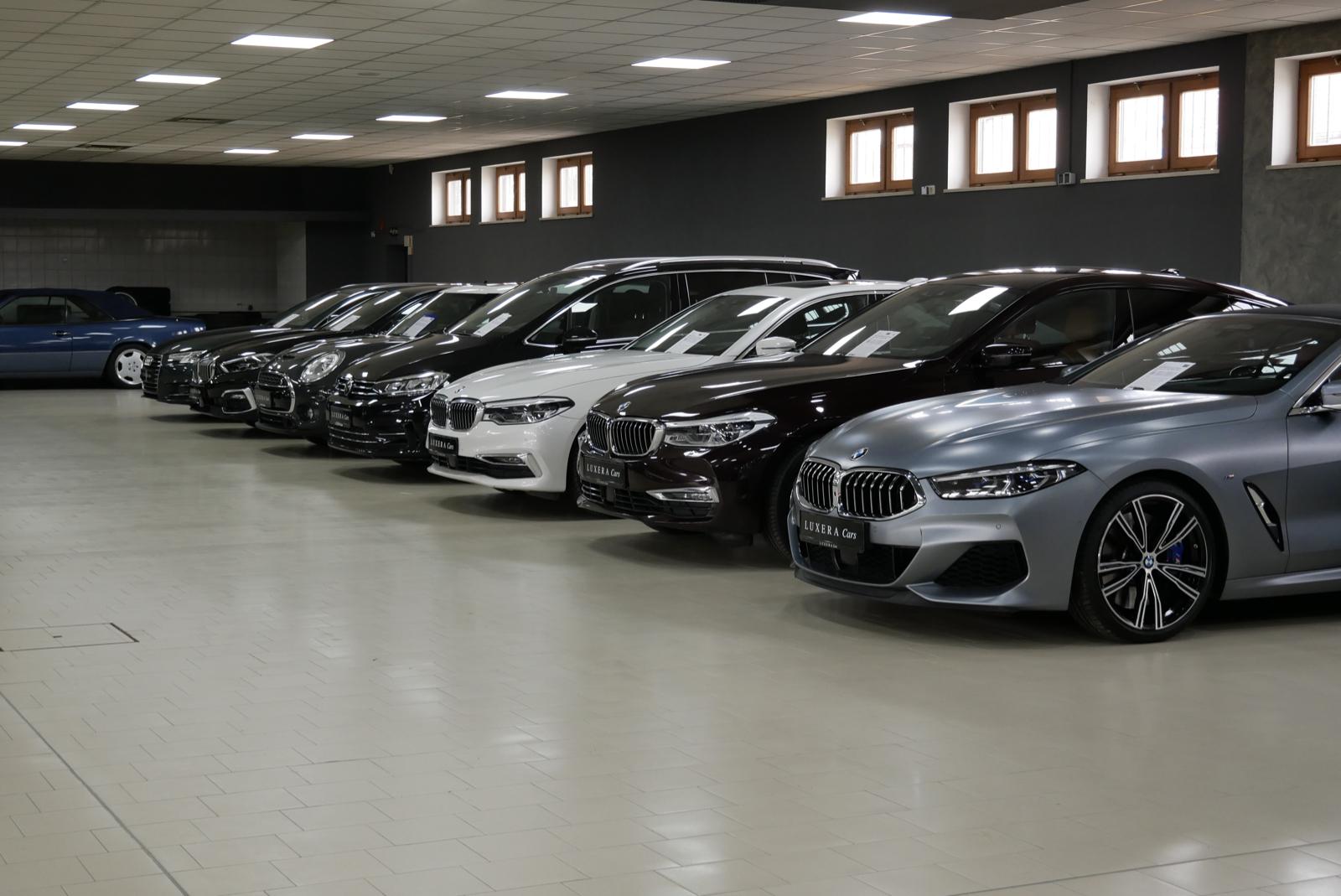 showroom-image-bottom
