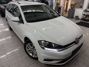 Volkswagen Golf - 4