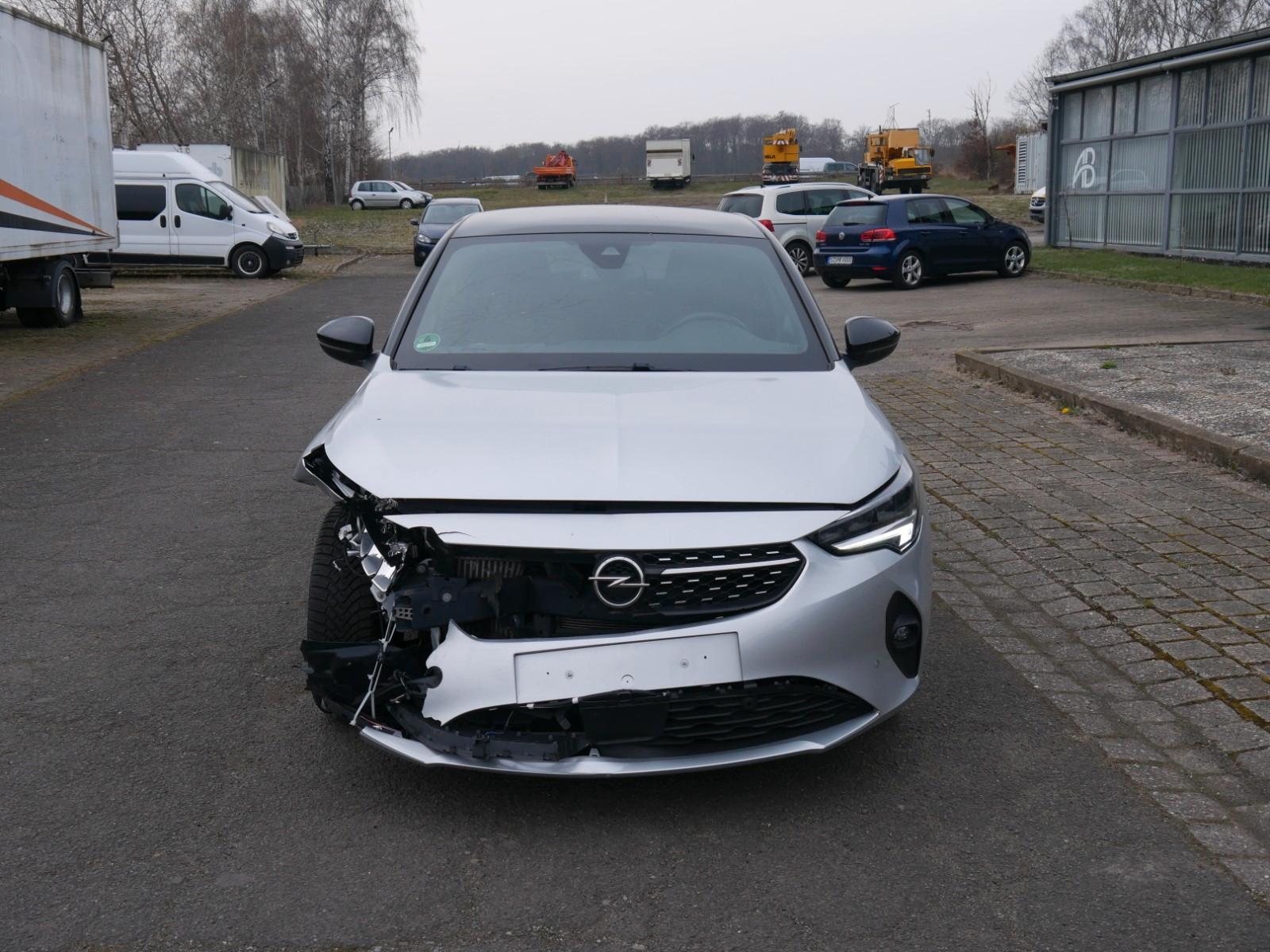 Opel Corsa F Elegance 30.000Km unfall