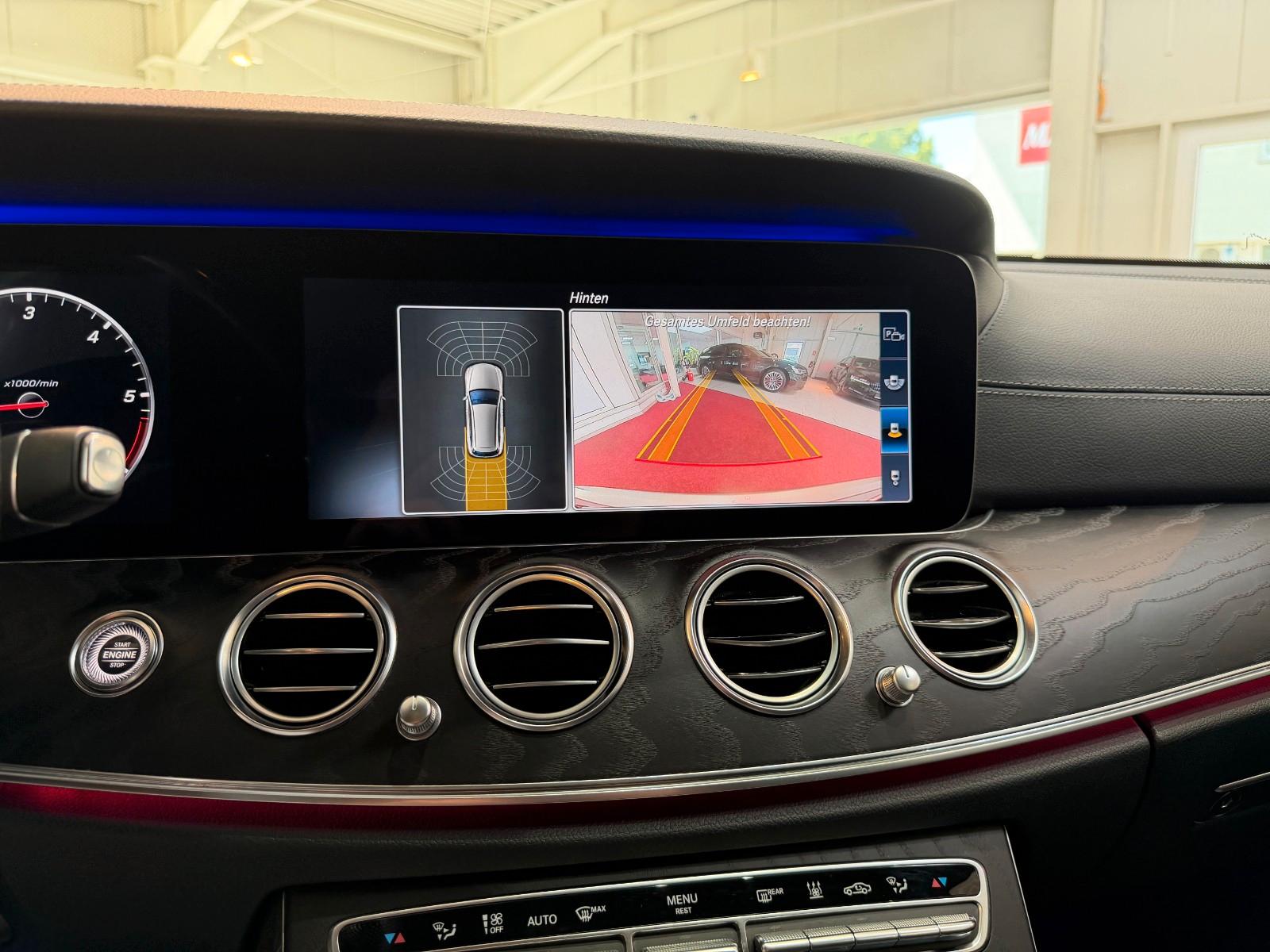 Mercedes-Benz E 220 d 4Matic T 9G  AMG Line *LED*Virtual*Navi*