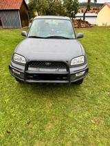 Toyota RAV 4, Allrad, AHK - gebrauchte Toyota RAV 4 aus dem Jahr 1999