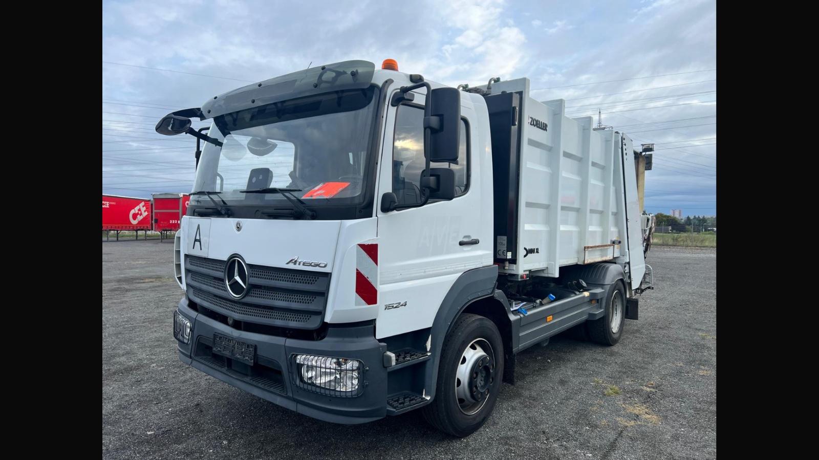 Mercedes-Benz 1524 BL Müllwagen Zöller Mini XL + 249 Lifter