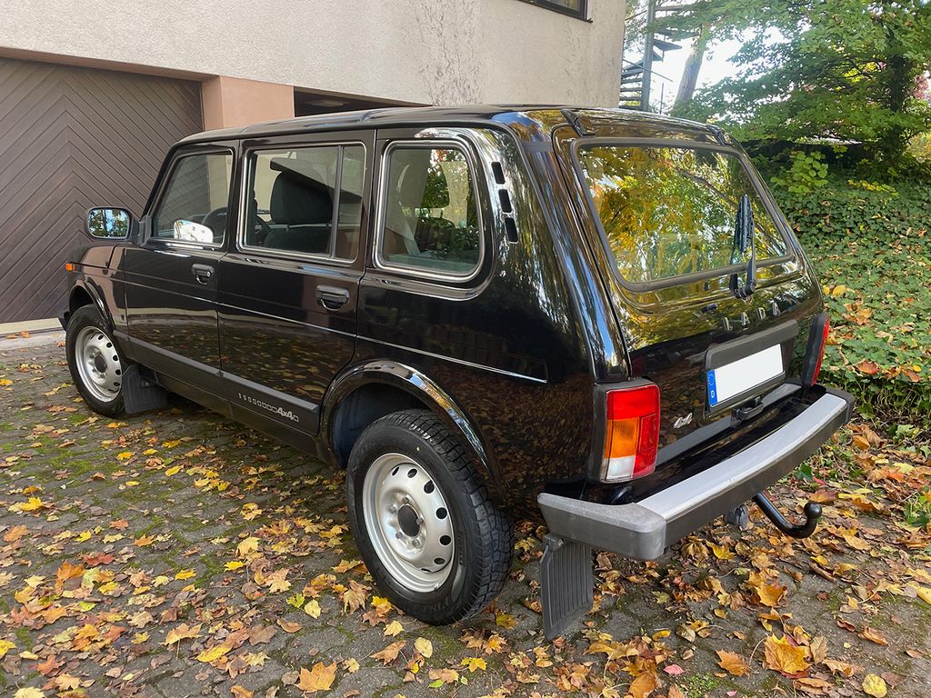 Image of Lada Niva
