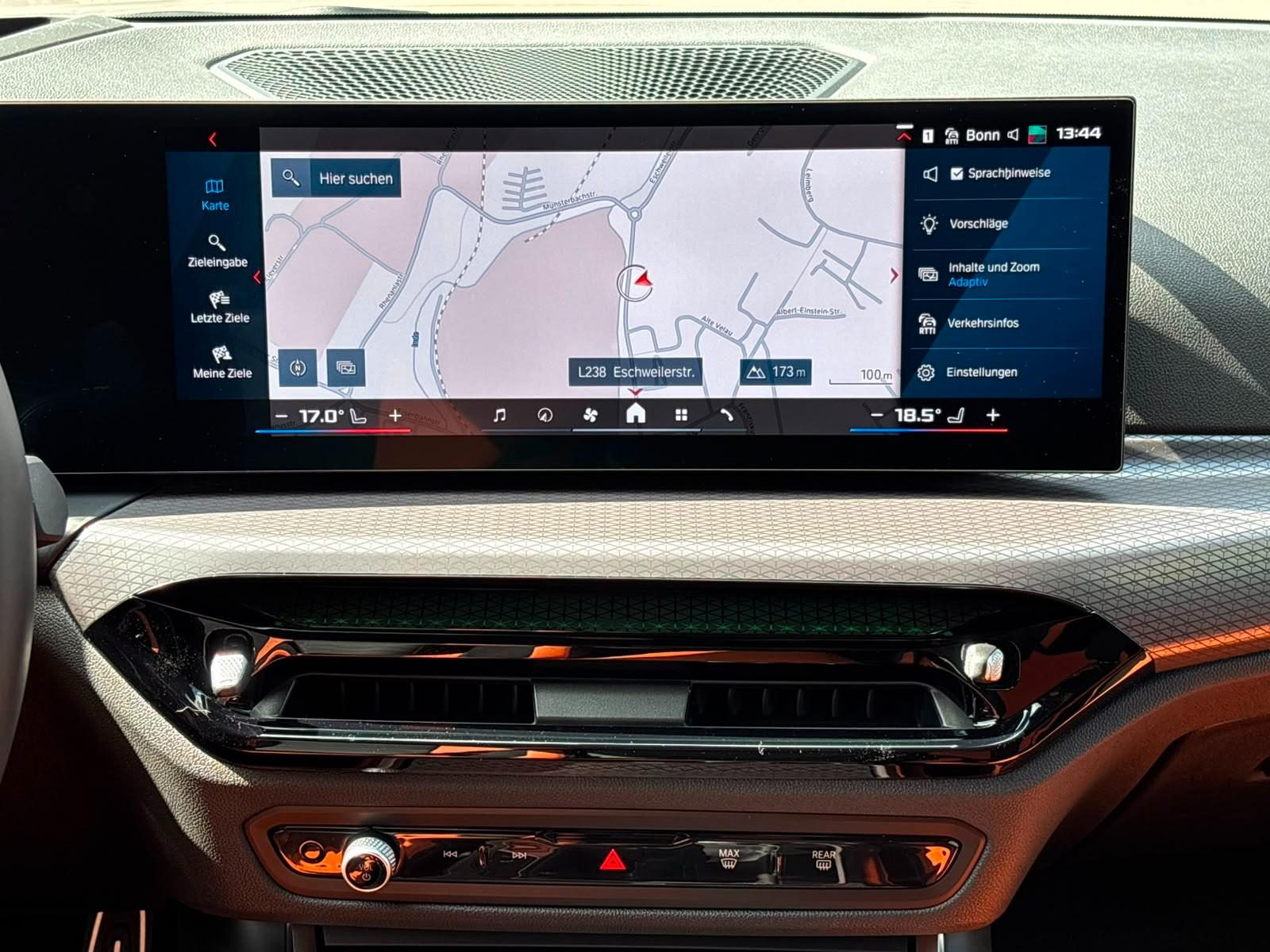 BMW M3 Limousine - Head-Up - M Drive Professional //