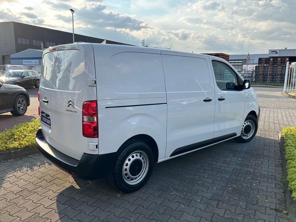 Fahrzeugabbildung Citroën Jumpy ELEKTRO, Klima, PTS, Tempomat, 3-Sitzer, D