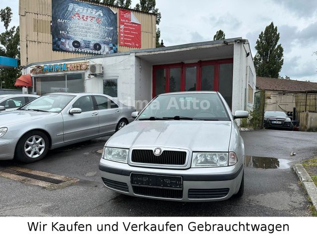 Skoda Octavia 1.6 Ambiente