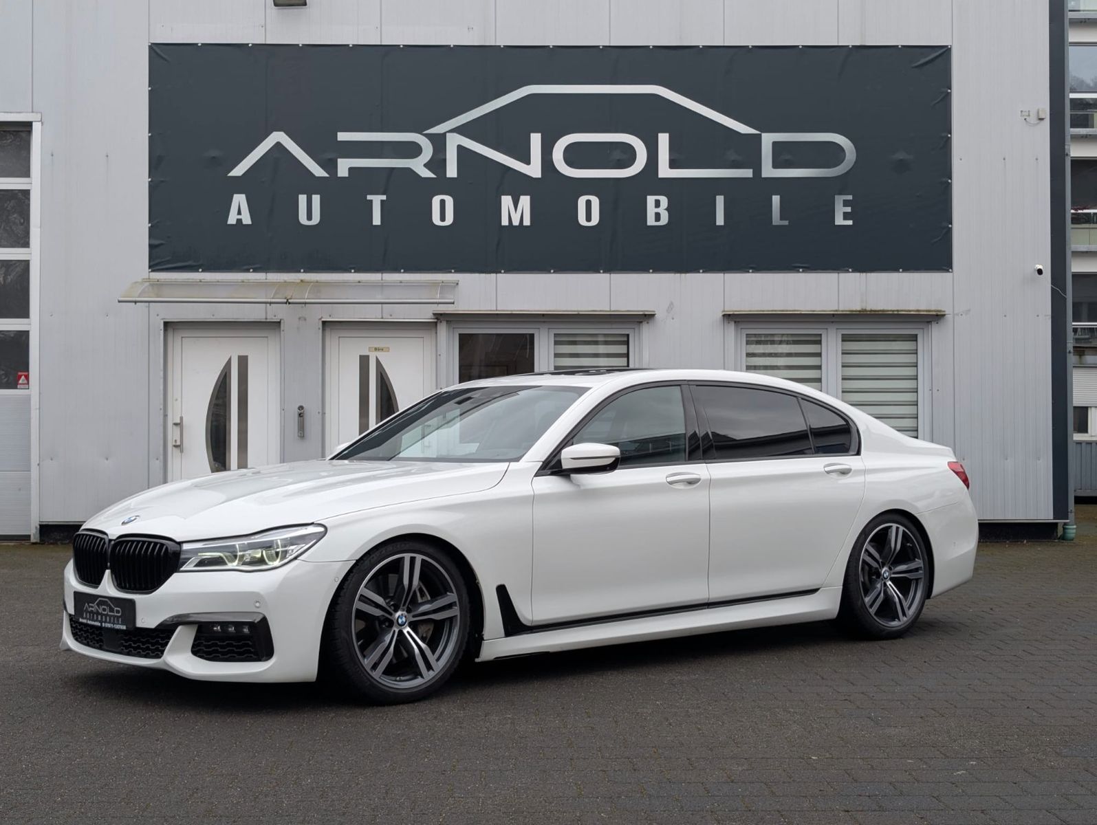 BMW 750Li *M-Sport*Sky*B&amp;W*HUD*M-Sportabgasanlage