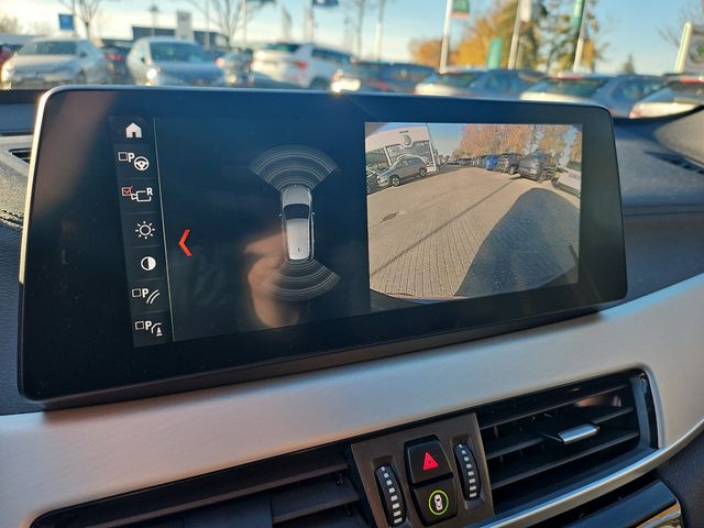 X1 sDrive 18i Automatik M Sport AHK