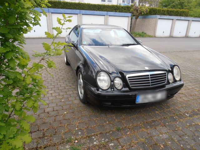 Mercedes-Benz Mercedes Benz CLK W 208 / 230 Avantgarde  ...