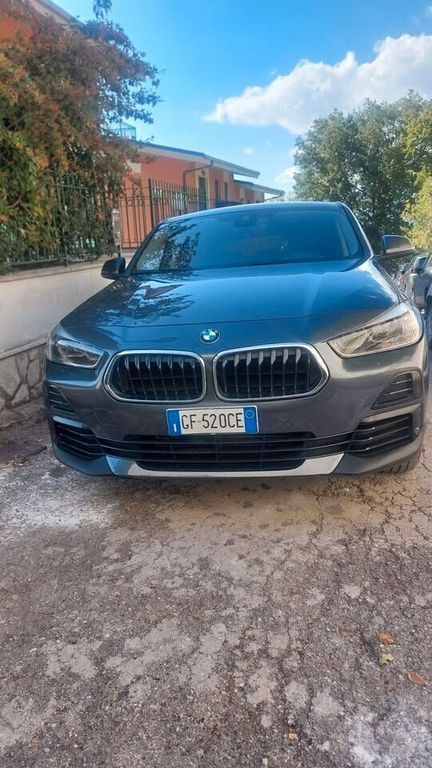 Image of BMW X2