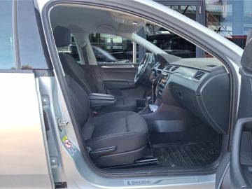 Skoda Rapid Spaceback Clever 1.4 TDI °Xenon°SHZ°Navi°