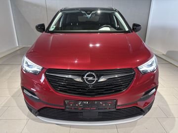 Fotografie 2 des Opel Grandland (X) Grandland X Plug-in-Hybrid 1.6 DI AT Ultimate