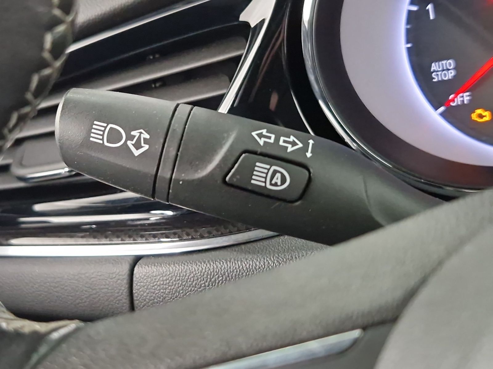 OPEL Insignia  ST 2.0 CDTi Elegance Automatik SHZ LED – Bild 27