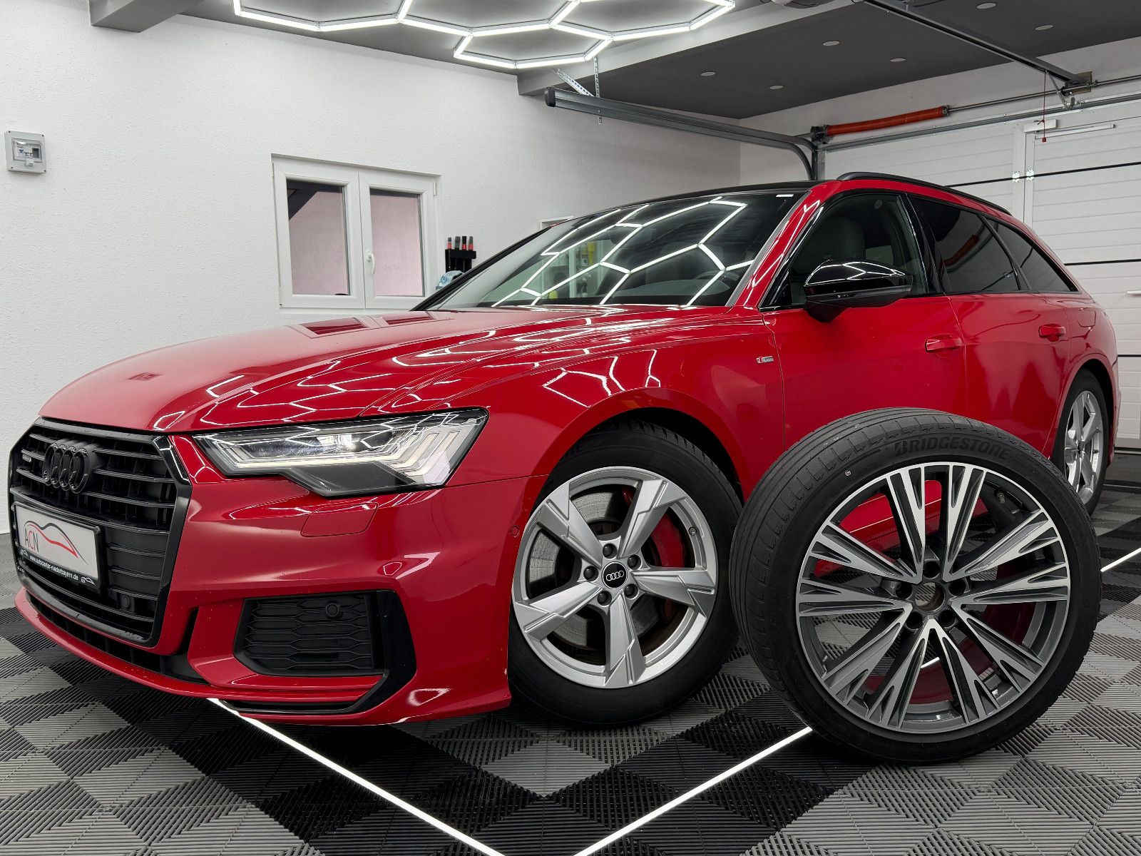 Fahrzeugabbildung Audi A6 55 TFSIe quattro S-LINE+/MATRIX HD/PANO/B&O