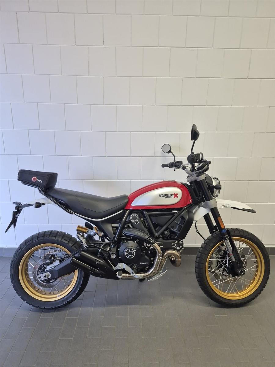 Ducati Scrambler Desert Sled Öhlins vorne+hinten, div.