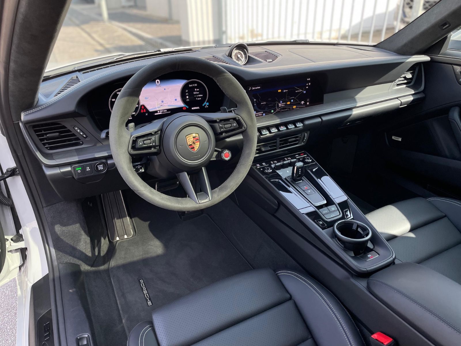 Fahrzeugabbildung Porsche 992 911 4 GTS Coupe Facelift |Lift|SportDesign|
