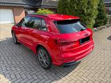 Audi Q3 40 TFSI quattro S line / Pano / AHK / Matrix - Audi Q3 von privat
