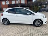 Peugeot 208 PureTech 82 Style, Panorama