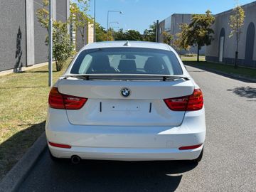 BMW 320 - 4