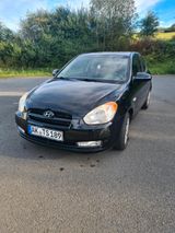 Hyundai Accent 1.5 Diesel - Hyundai Accent: 1.5