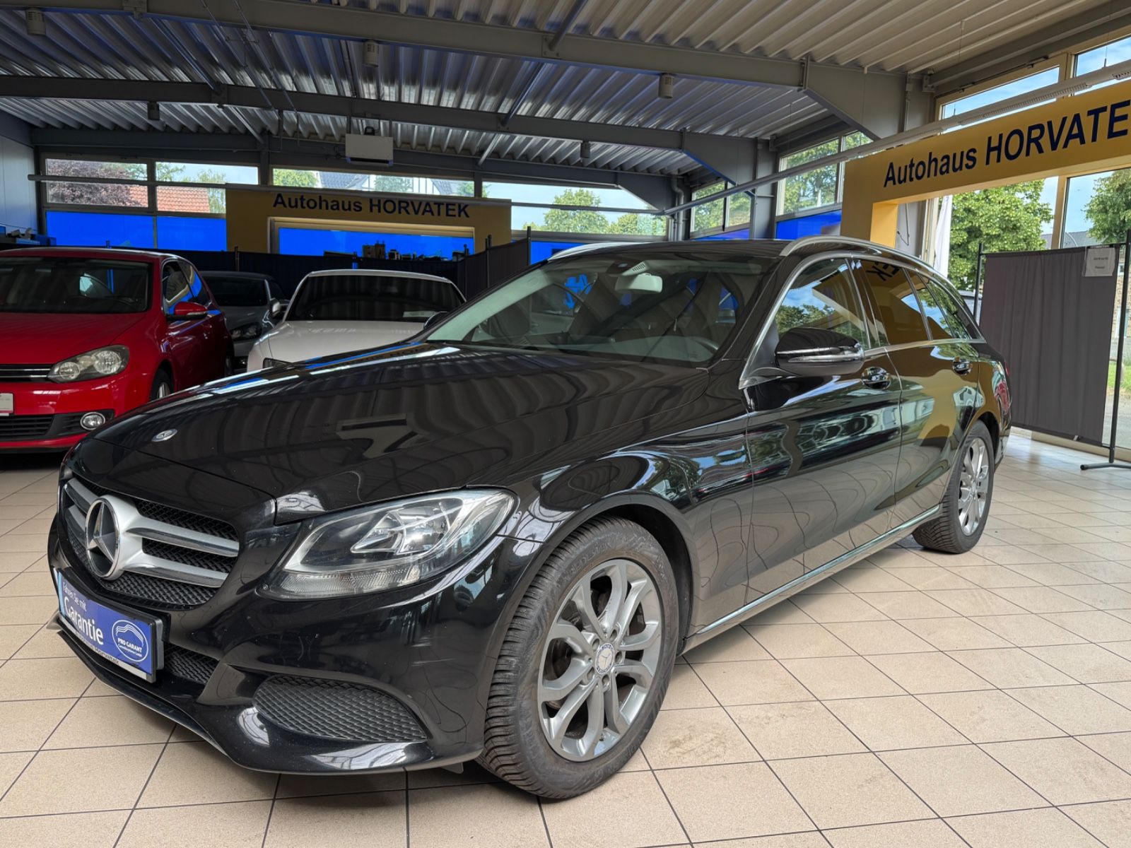 MERCEDES-BENZ C 180*Navi*Kamera*AHK*1. Hand*Panorama*