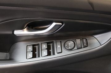 Hyundai i30 Trend 1.0 T-GDI CARPLAY+LANE+KAM+KRATZER