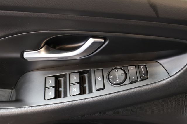 Hyundai i30 Trend 1.0 T-GDI CARPLAY+LANE+KAM+KRATZER