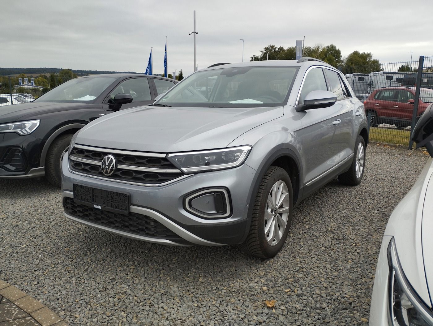 Fahrzeugabbildung Volkswagen T-Roc 1.5 TSI Style NEU44T DSG ACC LED SHZ NAVI