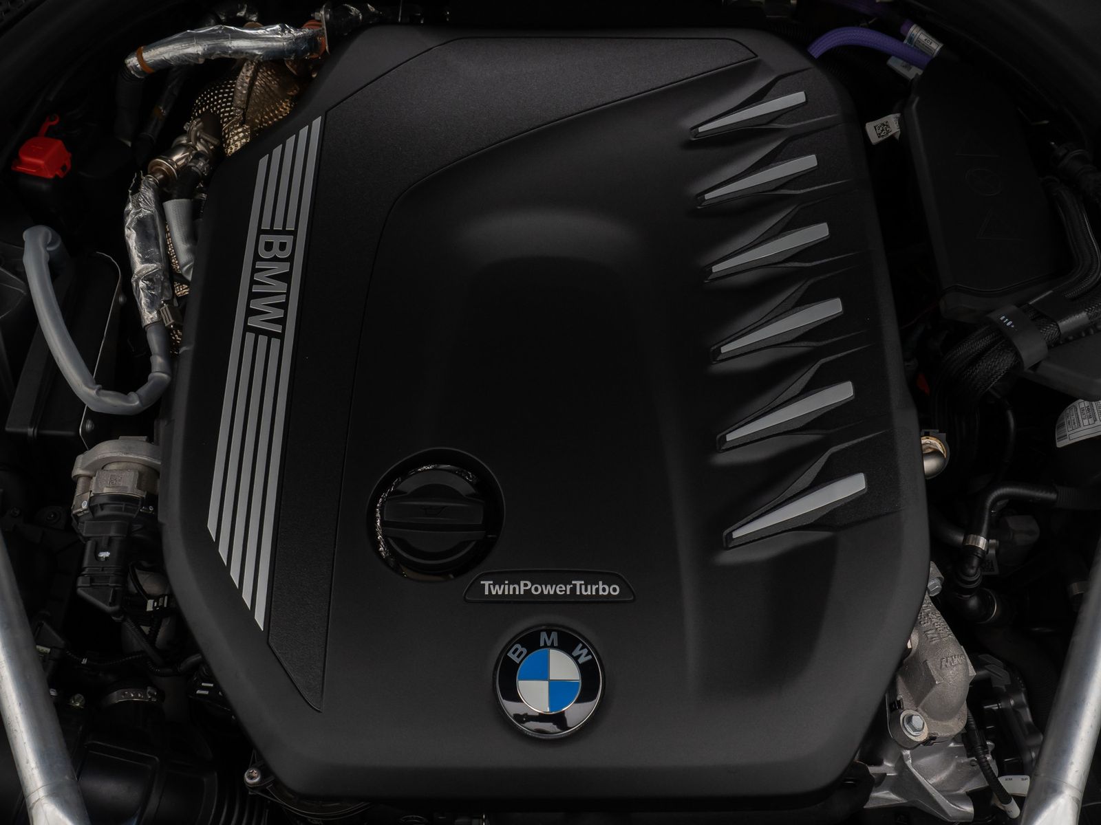 Fahrzeugabbildung BMW 540d xD M Sport Laser HUD DAB HiFi ACC Komfort