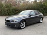 BMW 318d Baureihe 3er F30 Luxury Line Navi - BMW 3er Reihe: E30