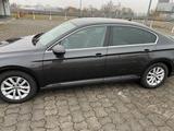 Volkswagen Passat 2.0 TDI SCR DSG Business Business - Volkswagen Passat: TDI Dsg