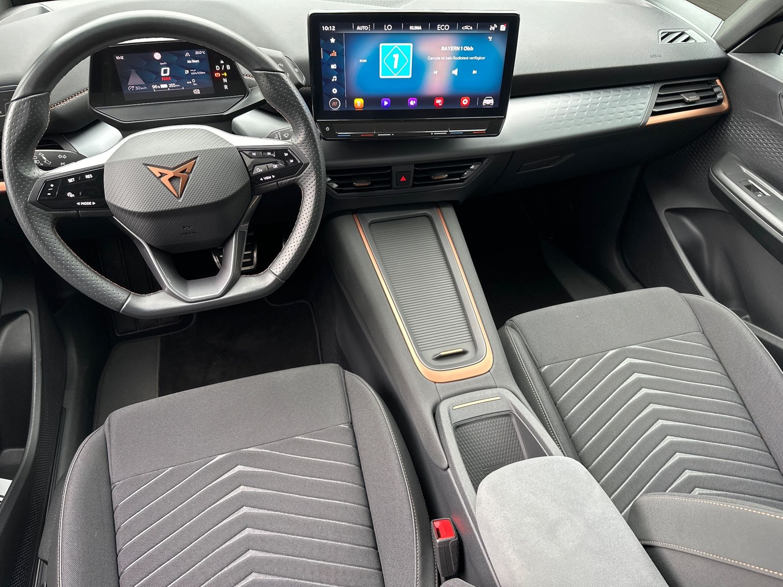 Fahrzeugabbildung CUPRA Born 150KW NAV+LED+KEYLESS+PDC+DAB+18ZOLL+58kWh