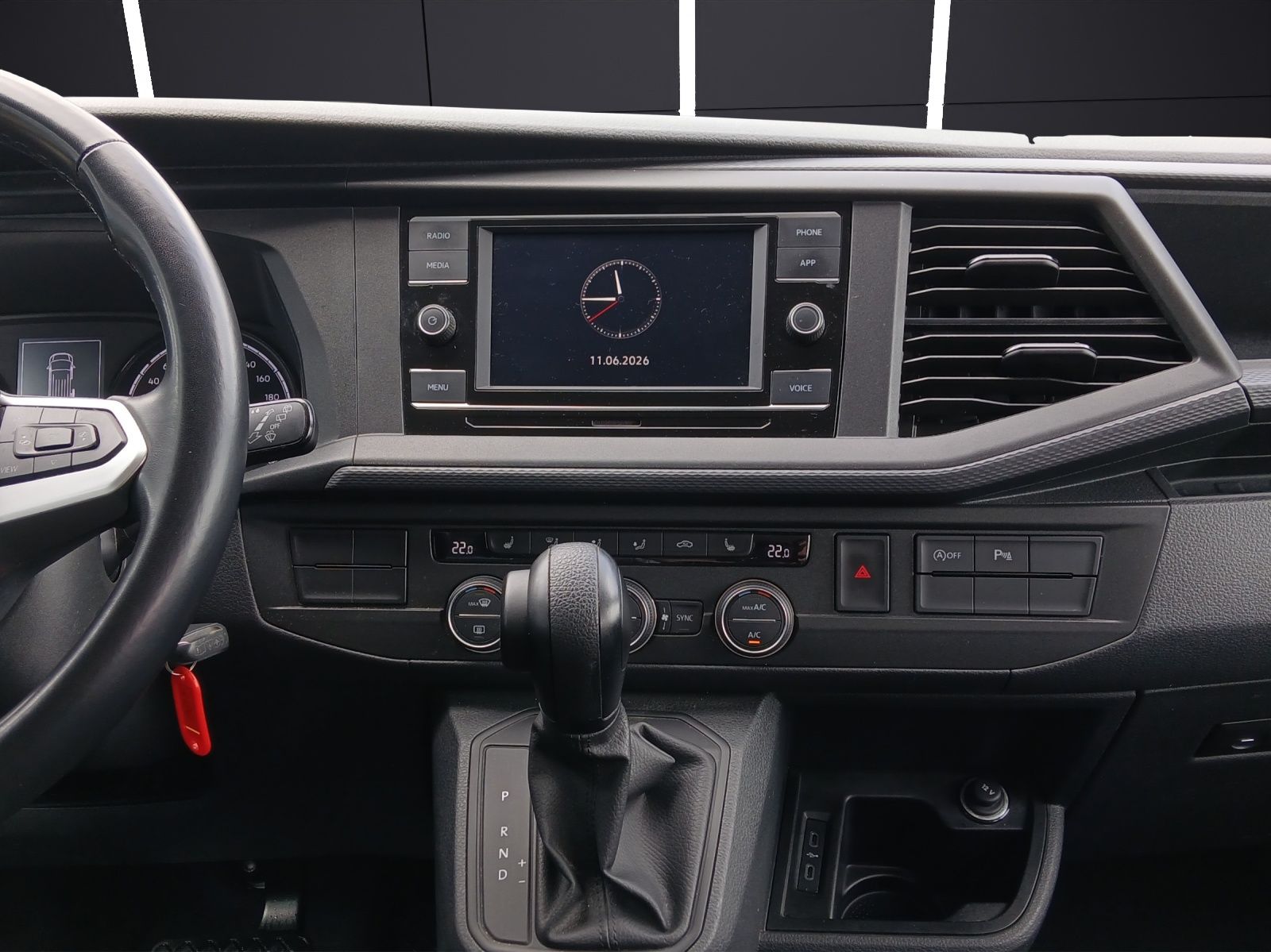 Fahrzeugabbildung Volkswagen T6 Multivan T6.1 TDI Family DSG CarPlay PDC SH
