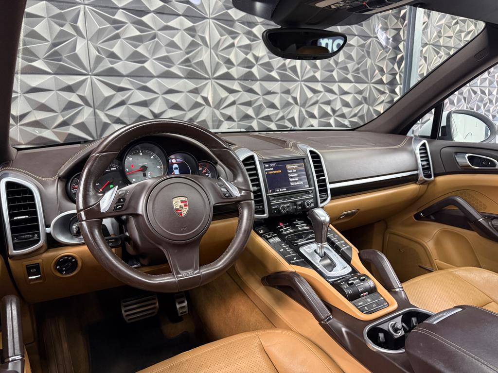 Porsche Cayenne S Diesel 4.2 V8, Foto 22 von 50