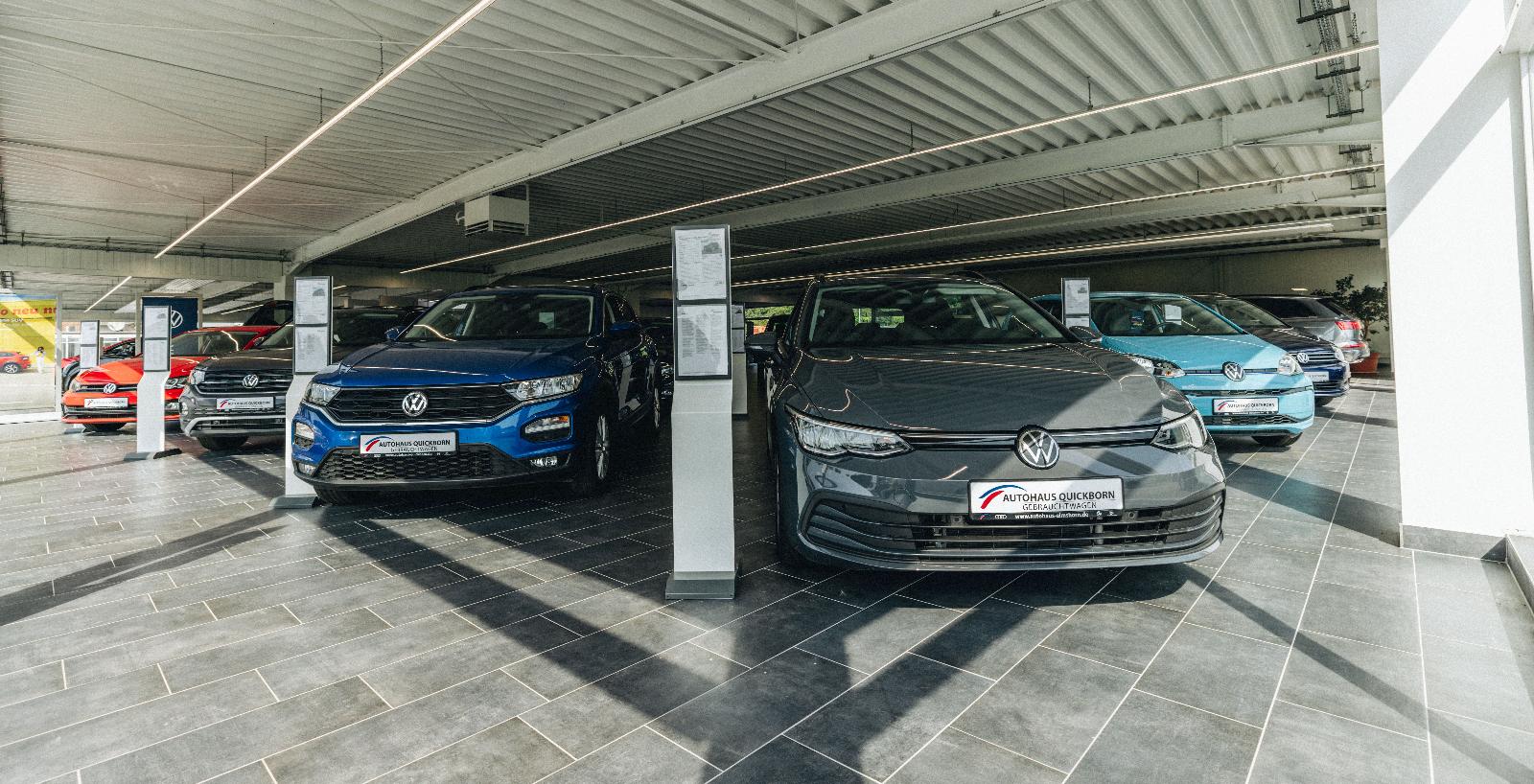 showroom-image-bottom